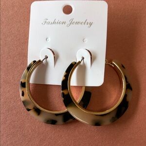 Tortoise Shell Hoop Earrings